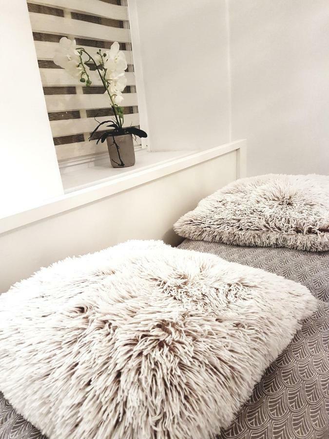 بوليسلافيتش Boleslaviaapartments - Apartament Antonella المظهر الخارجي الصورة